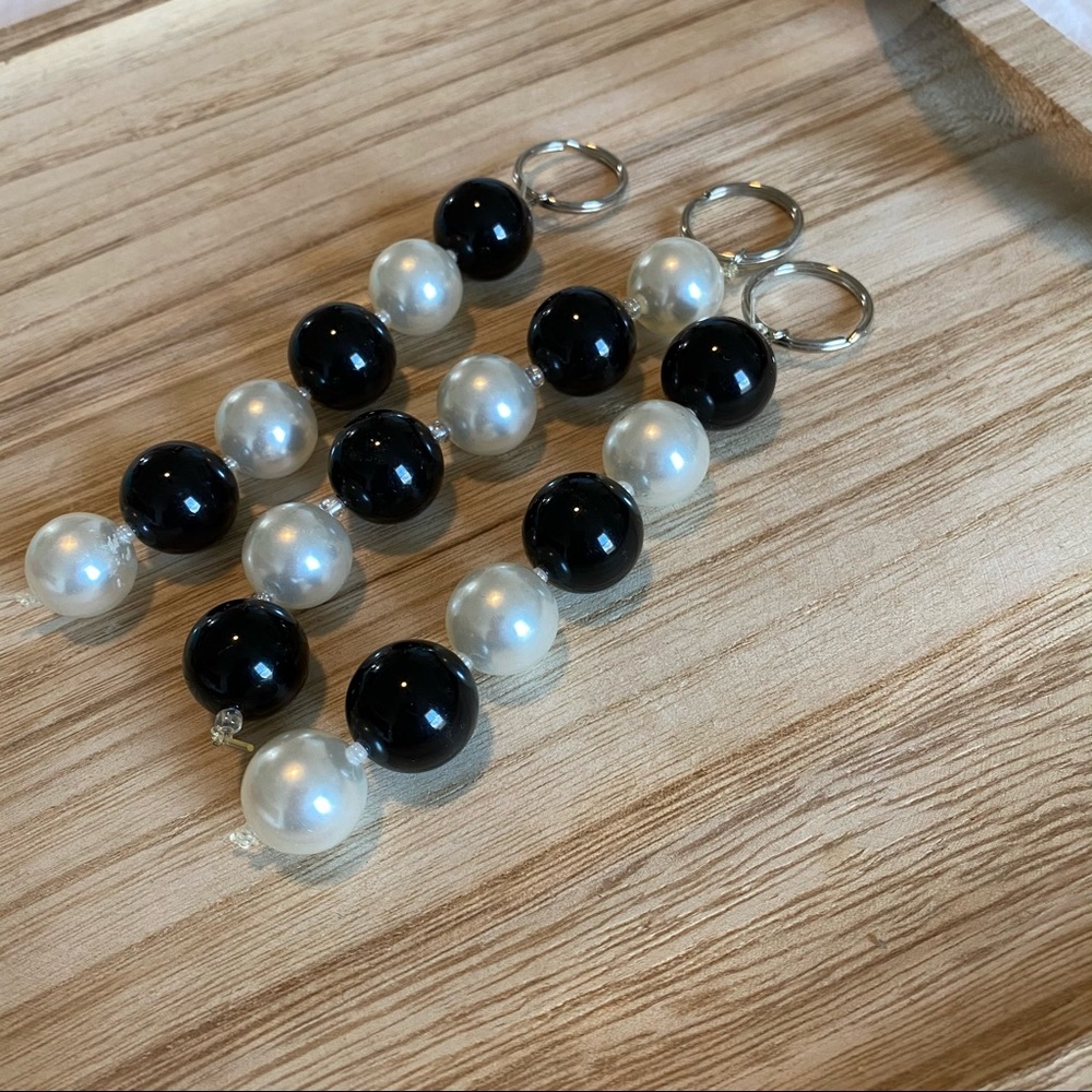 • Keychains• - Picture 3 of 3